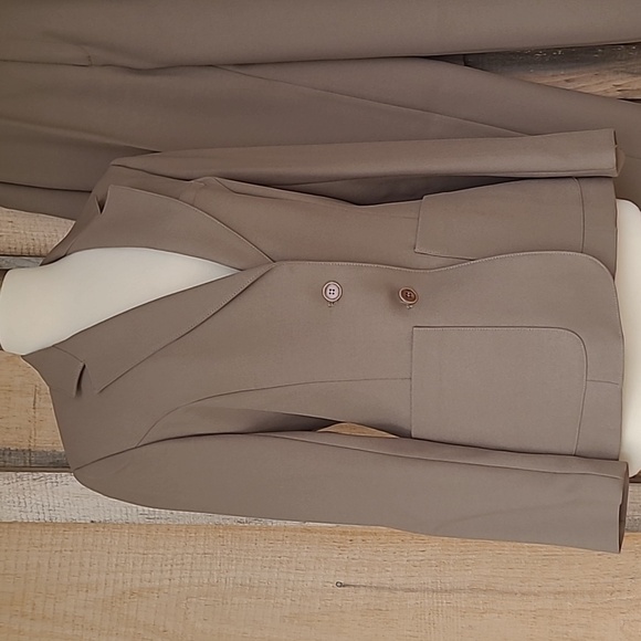 Vintage Taupe Brown 3 pc Polyester Business Suit Set Blazer Skirt Pants - Picture 7 of 11
